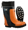 "Viking Bushwhacker Rubber Chainsaw Boot: Caulked Sole"